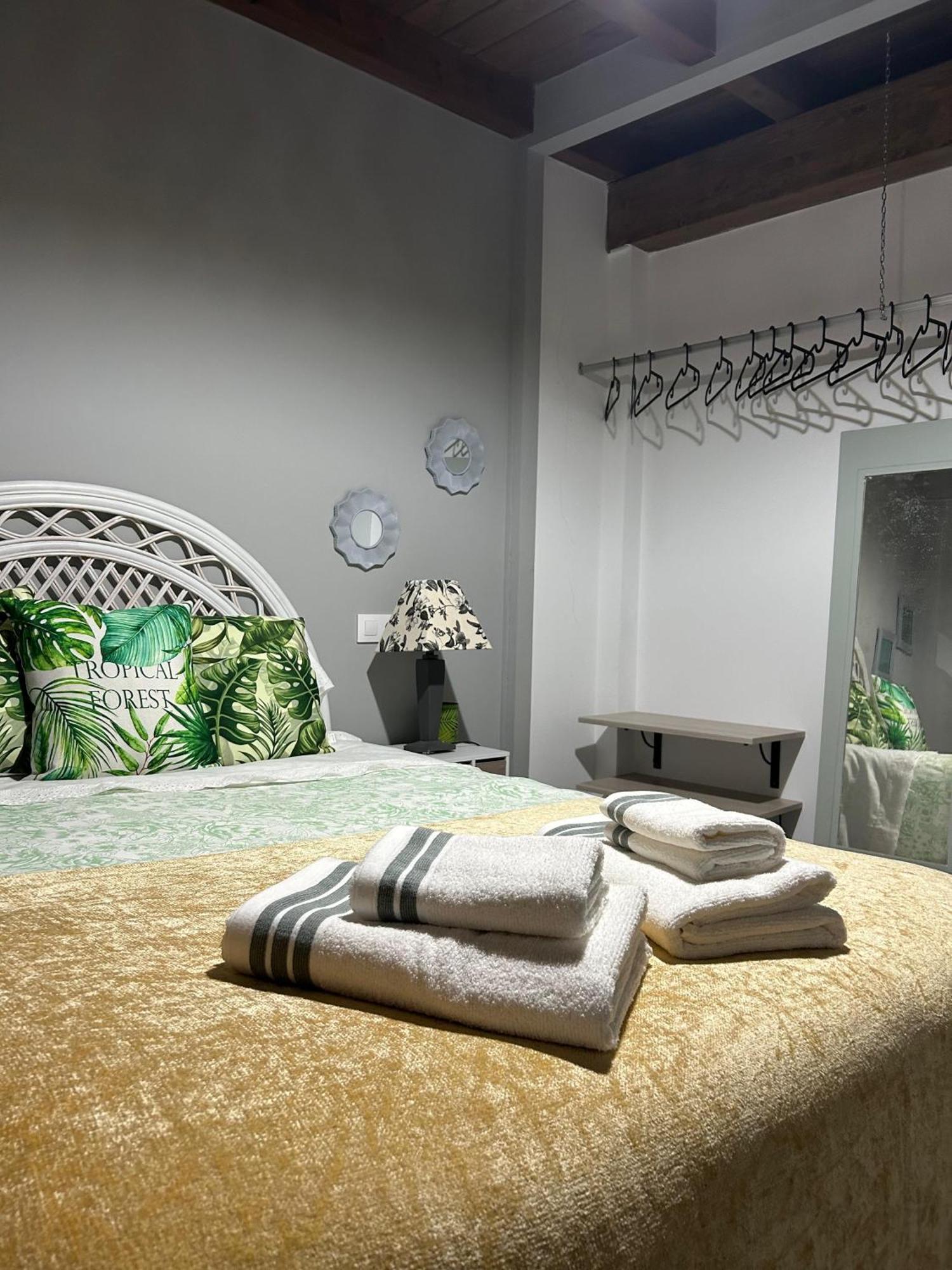 Casa Misi Villa กันเดเลดา ภายนอก รูปภาพ